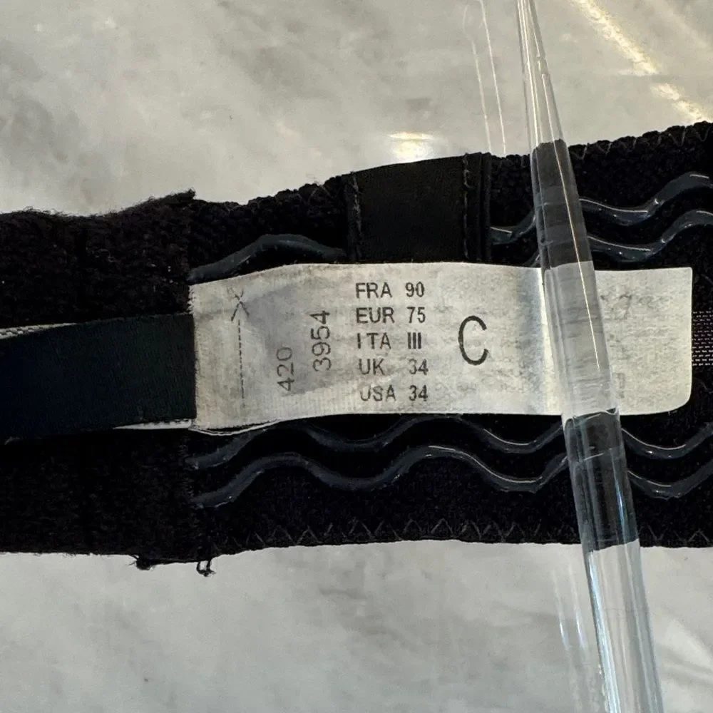 Chantelle Black Strapless Sublime Invisible Plunge Bra 34C